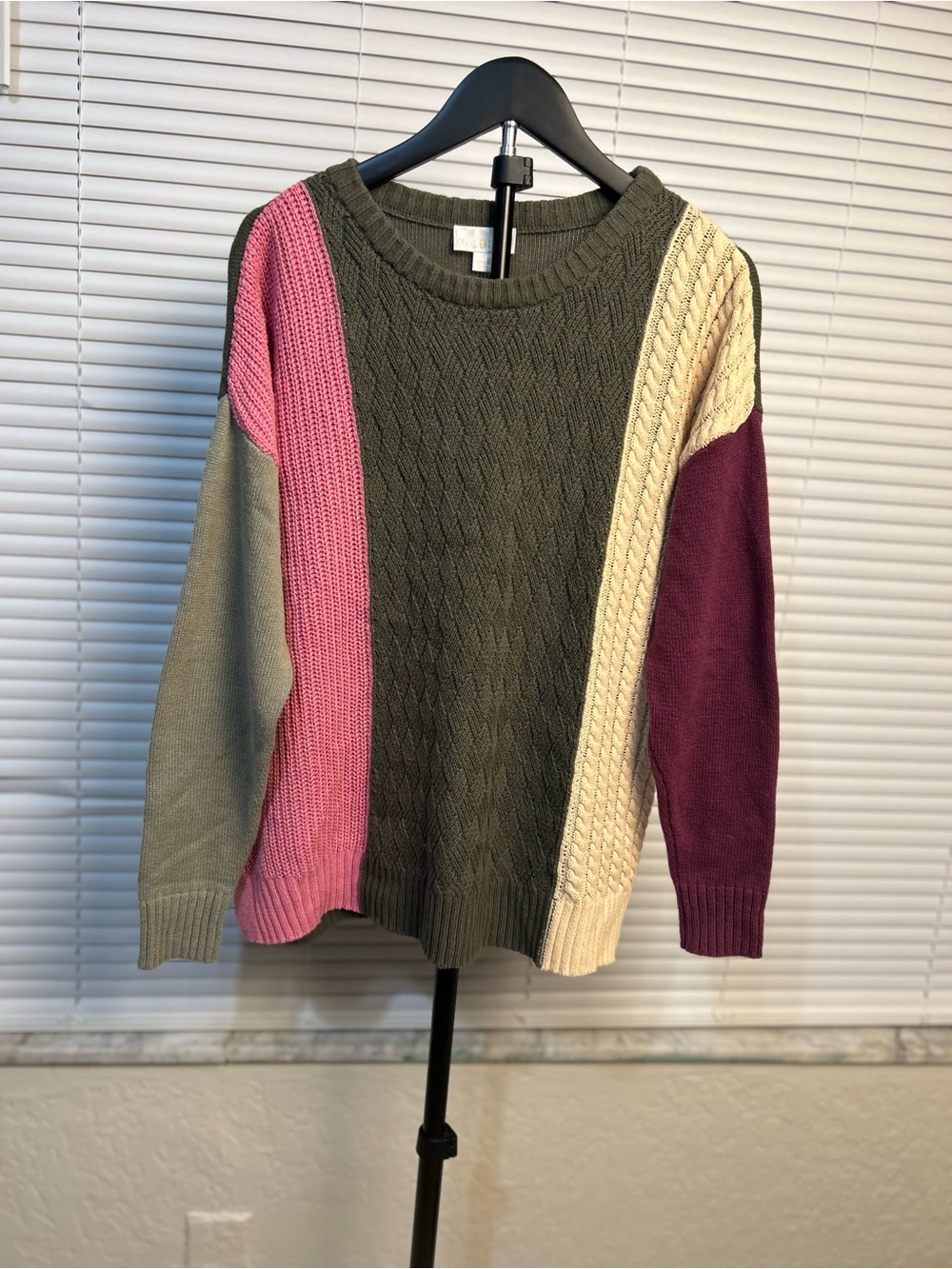 Belle by Kim Gravel Colorblock Cable Knit Crewneck Sweater Size S Diamond Ribbed